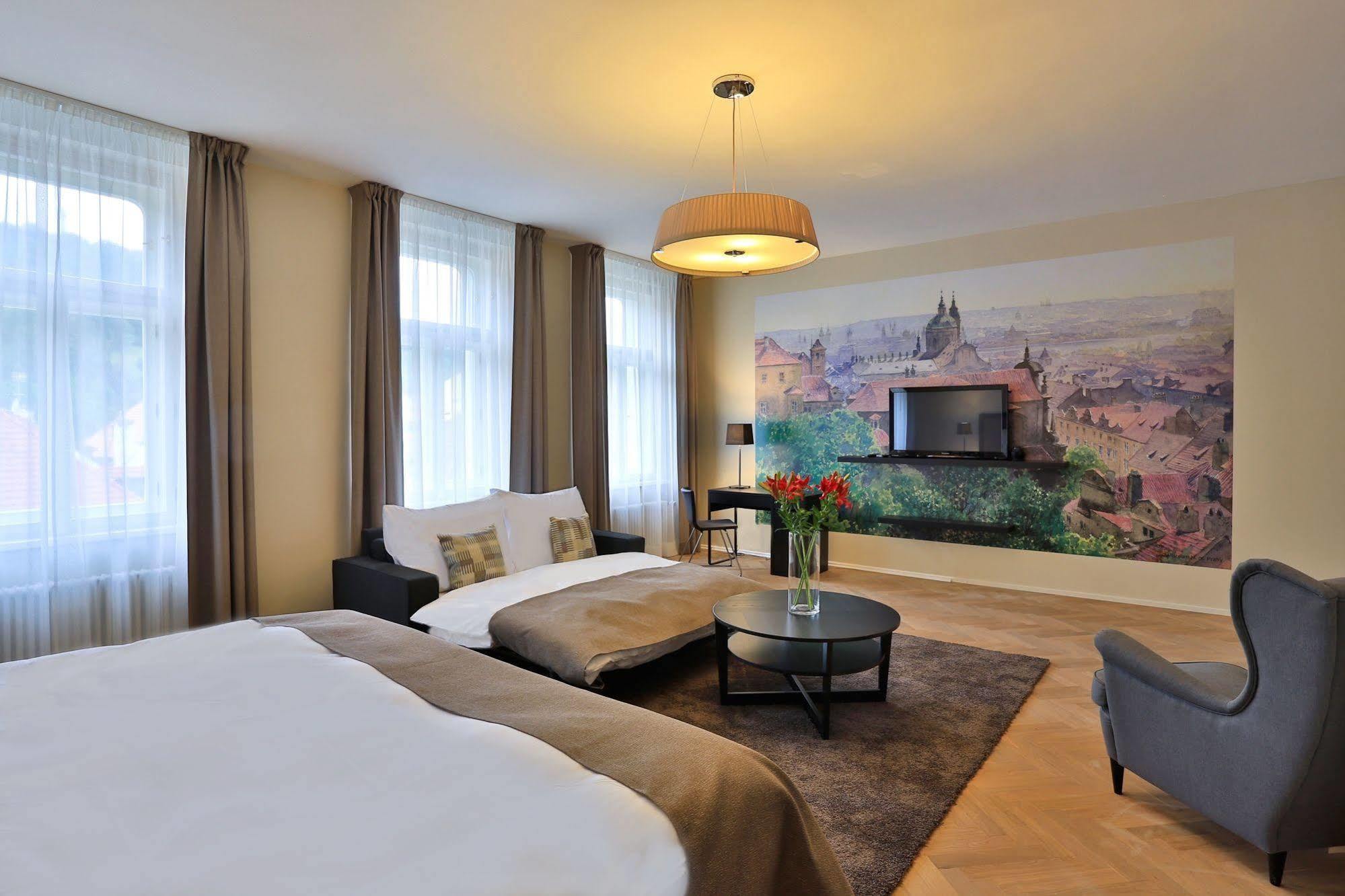 פראג James Hotel & Apartments מראה חיצוני תמונה